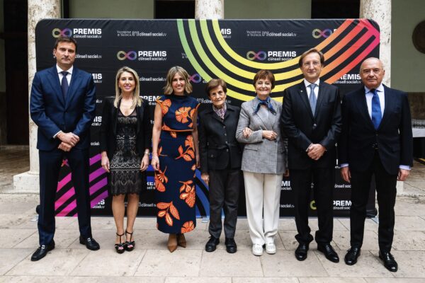 premi-universitat-sociedad-2025